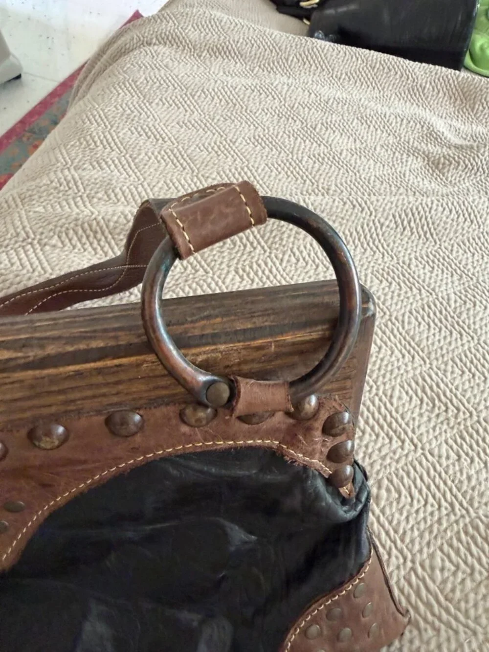 Artisan Made Vintage Womens Leather Wood Frame Studded Hand/Shoulder Bag Boho